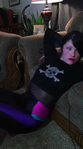 #ShinySpandexGirls.com