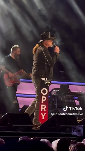 Trace Adkins' Emotional Performance at the Grand Ole Opry