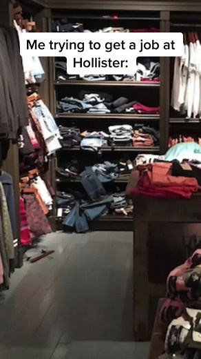 Job Application Experience at Hollister Clothing Store