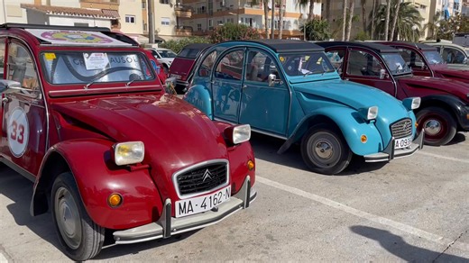 251013 VII FERIA DEL MOTOR VÉLEZ MÁLAGA III | 2CV CLUB MALAGA