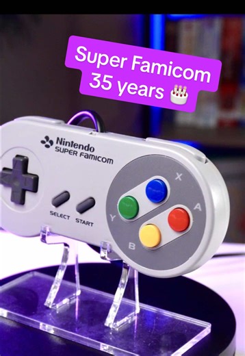 Super Famicom or Super Nintendo was released 35 years ago in Japan, on November 21, 1990. It’s the home of many great games like Final Fantasy VI, Chrono Trigger, Super Metroid and Donkey Kong 🎮 Happy birthday, legendary console! 🎂 #supernintendo #snes #superfamicom #nintendo #retrogaming
