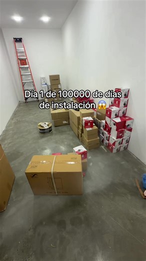 Día uno de mil jijijiji los ojitos que estarán vigilando este lugar son de @Hikvision México ♥️👷🏻‍♂️ #hikvisioncctv #camarasdeseguridad #hikvision_cctv #videovigilancia