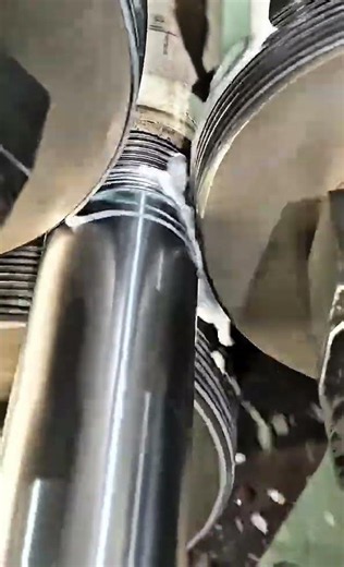 Threading of large diameter and pitch. A very important technological process.