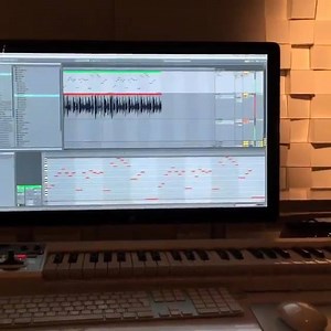 243K views · 658 shares | Daft Punk vs Bingo Players - Bingo Makes Us Stronger :) | Bingo Players | Facebook