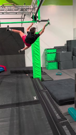 Walter Bowers on Instagram: "Silky smooth speed course run locking in the fastest time ⚡ This was course 1 from the Life Force Ninja 5 mini speed course competition. It felt great to represent all the hard work training at this competition with 5 fastest times and the overall win 🏆 with the lowest overall time by over 6 or 7 seconds. #obstaclecourse #ninjawarrior #parkour #speedtraining #competition"