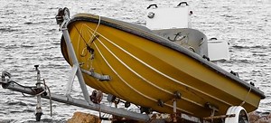 How to Wire a Boat Trailer Winch | DoItYourself.com