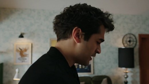 Az aranyifjú - 102. rész