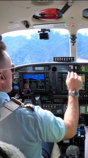 Do this 5-7 times a day for multiple years and it becomes just another #landing #aviationlovers #flying