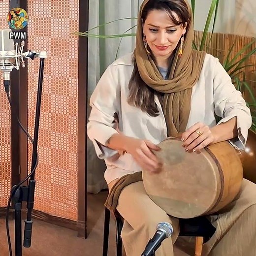 Dancing Fingers! Amazing Tombak Performance
