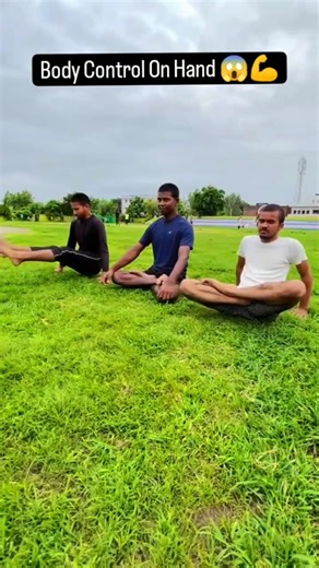 Handstand Lotus Sitting Workout 🔥💪✅ #youtubeshorts #handstandworkout #shorts #fitness #viralshorts