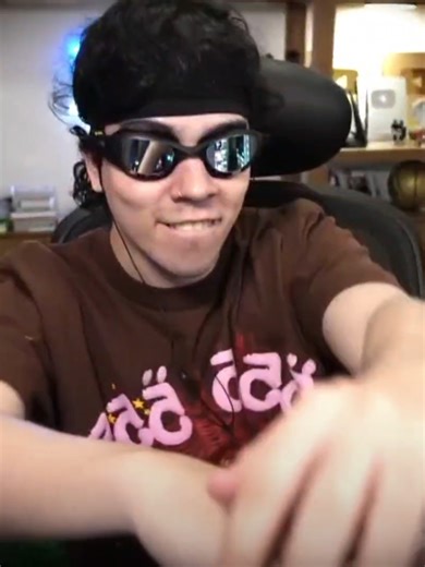 hello || ib: me dt: 🏷 || #spreen #aftereffects #fpy #parati #creatorsearchinsight . . . no flop plisss