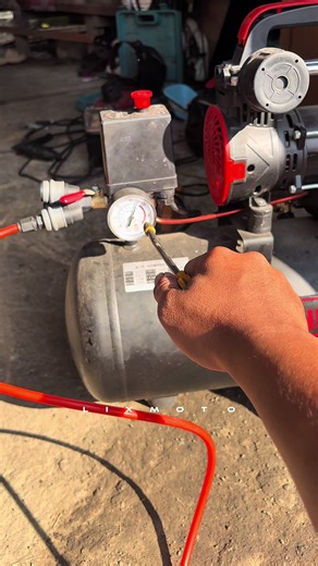 REAim Heavy Duty Portable Air Compressor for All Needs