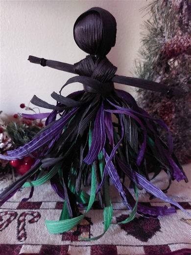 Black Curled Corn Husk Doll - Etsy