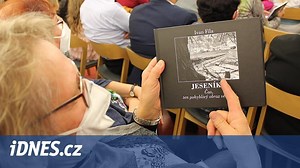 KOMENTÁŘ: Knížka za medovinu, film pro pejskaře. Poruč a udělej sám - iDNES.cz