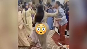 Oh My: Big Booty Indian Woman Making It Clap At A Wedding!