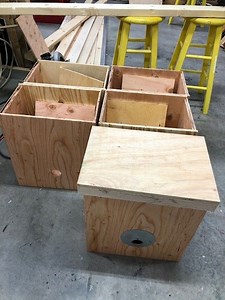 Building swarm traps