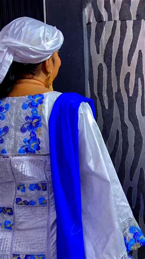 32K views · 492 reactions | Sur commande livraison partout dans le monde plus de renseignements contactez-nous au  whapsap https://api.whatsapp.com/send/?phone=33755209789&text&type=phone_number&app_absent=0Livraison | Top bazin chic | Facebook