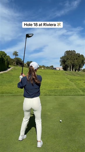Struggling on Hole 18 at Riviera Golf Course