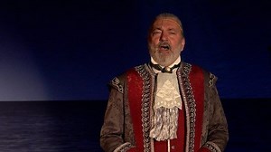 Daniel Hůlka finišuje s nejnovější rolí: Zpěvák promluvil o nahotě na jevišti - Super.cz