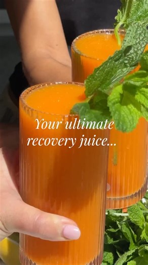 RECOVERY VITALITY JUICE ✨ Vibrant, naturally rejuvenating, and glow-inducing! Our citrus-forward juice pairs antioxidant-rich produce with our inner beauty powder, Vitality X Collagen, to support radiant skin and boost energy levels.* Time to make: 5–10 minutes Serves: 2–3 Ingredients: 2 large carrots, washed 2 whole lemons, roughly chopped 2 oranges, roughly chopped 1 chunk of fresh ginger (about 2–3 cm, or to taste) 1 scoop of JSHealth Vitamins Vitality X Collagen 24 oz/750 ml water Method: Ro