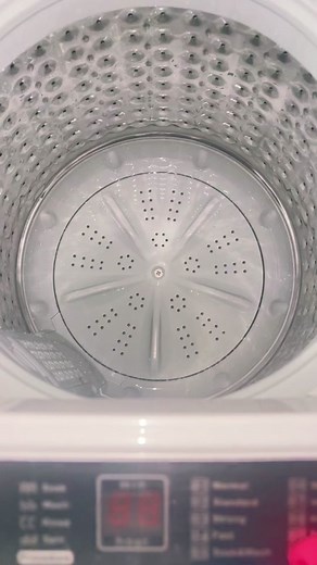 Laundry day super overloaded 💕🧼 #laundryobsession #laundrytok #laundrydetergent #laundry #laundryoverload #tide #armandhammerlaundry #superoverload #laundryday #laundrydaysvibes #fyp #asmr #relaxing #relaxingvideo