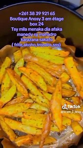 😍 AIR FRAYER SILVER CREST 😍 Cet appareil de cuisson sans huile vous permet de préparer des Plats savoureux tout en réduisant la quantité des matières grasses 👌 Avec son design moderne 🤩 l'Airfrayer Silvercrest s'intègre parfaitement dans n'importe quelle cuisine 👍 elle peut cuire une grande variété d'aliments, y compris des légumes🥕de la viande 🥩du poisson et bien sûr des frites. ✅Capacité : 6L et 8L ✅Puissance : 2.400W ✅Équipée d'un panneau de contrôle tactile pour une utilisation plus f