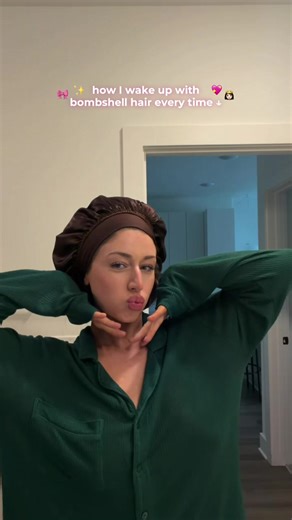 No bed head over here!! This is how i get bombshell hair in my sleep: 1. Shower blow-dry your hair before putting the rods in the first day 2. Use a little oil on your ends before wrapping (a tiny bit of water or mousse works too) 3. Wrap your hair under, toward you 4. Don’t wrap too tight. If your scalp hurts, it’s too tight 5. Always wear a bonnet 6. The longer you leave them in, the better the result 7. There are so many ways to do this, so experiment and find what works best for your hair! A