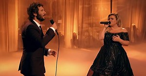 Josh Groban And Kelly Clarkson Perform Incredible Rendition Of Phantom Of The Opera's “All I Ask”