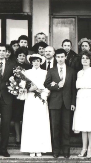 Happy 40th anniversary to us!🥂🍾🥂🍾 We create one blessed,beautiful family and made countless lifetime memories a never ending love story. Here’s to everything we have built and everything still to come! ❤️ | Anna Melnikov