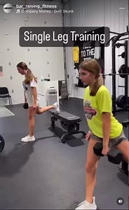 Single leg training for strength and stability - - - - - #RiseToTheTop #BarRaisingAthlete #singleleg #singlelegtraining #singlelegstrength #singlelegexercises #strength #strengthtraining #sportsperformance #sportsperformancetraining #sportsperformancecoach #athletetraining #personaltraining #personaltrainer | Bar Raising Fitness