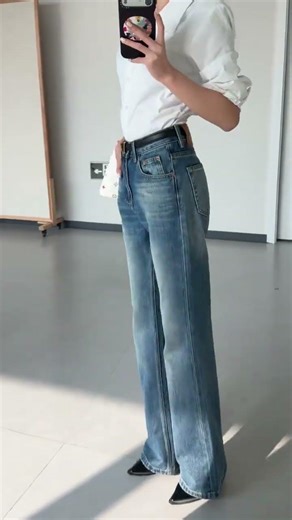 一裤多穿！这款万能牛仔裤搭配指南 牛仔裤 穿搭 今日穿搭 复古时尚