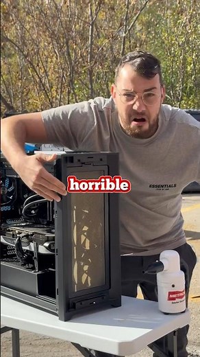 Don’t SMOKE around your PC! 😷