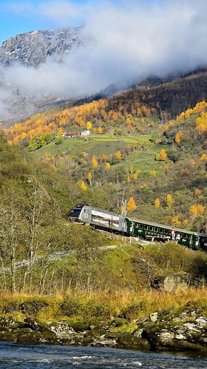 Visit Norway on Instagram: "Experiencing Norway by train 🇳🇴 🚉 A well-developed railway network, stretching from Kristiansand in the south to Bodø above the Arctic Circle, connects major cities in Norway. Most lines run through the capital city, Oslo. Not only is the railway an excellent way to get up close to incredible nature, it's also a great way of travelling from A to B more sustainably. You can hop off the train to explore fascinating destinations close to the station, and hop back on a