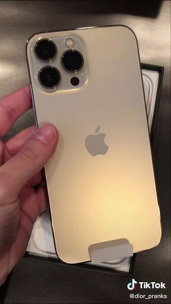 Prank Photo Ideas for Telegram Channel | Funny iPhone Prank Photos