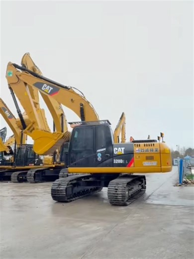 Caterpillar CAT320 Excavator for Sale at $23,000