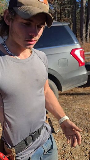 David Daniel Nichols on Instagram: "When you get a splinter."