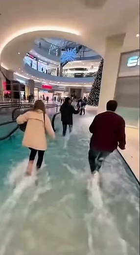 Huge Aquarium Explodes Inside Mall #viral