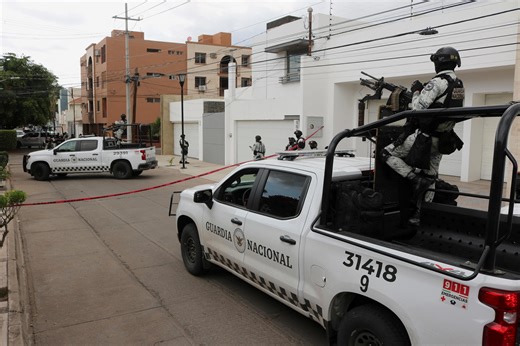 Arizona gun store owner charged with aiding terrorist organization