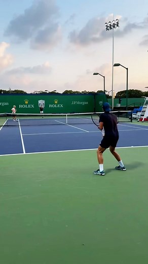 Tidy one handed backhands from ATP °73 @alekskovacevic 🇺🇸 #tennis #tennistraining #tennispro #onehandedbackhand #backhand #atp #tennislife #tennisacademy | JustBall Tennis