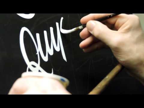 Bob Parsons lettering a quick sign for a show...