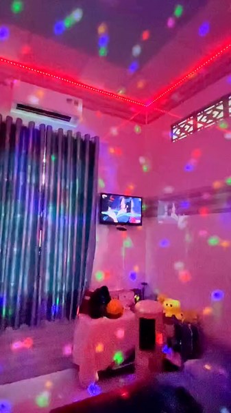 Decor phòng bay tại nhà🤩🤟🏻🥳☝🏻🎊🏠Loading 80%👨‍🎤🎤🎶🥰😍#phongbay #karaoketainha #karaoke #decor #phongbar #trending #xuhuong #SEAGames31 #BatNapLaBatMood @changg161109