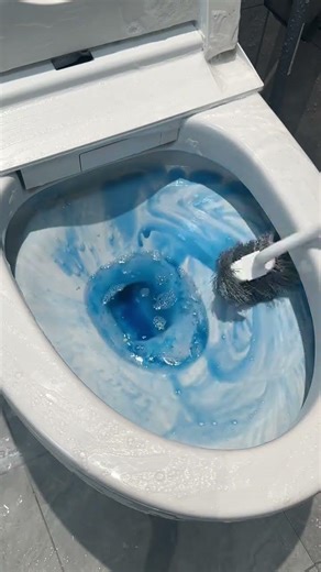 Revolutionize Your Bath Time: 5 Chores You Can Do While Soaking In The Tub