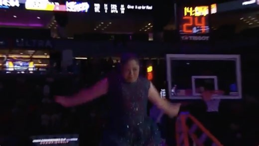 Popular unicycle performer Red Panda injured at halftime of WNBA game