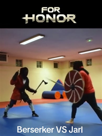 For Honor: Warlord vs. Berserker Duel