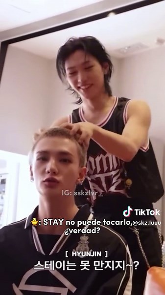 Stray Kids: Hyunjin and Felix's Fun Bonding Moments