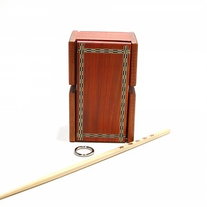 The Ring and Box Trick (Kenard Mystery Box) by Mel Babcock