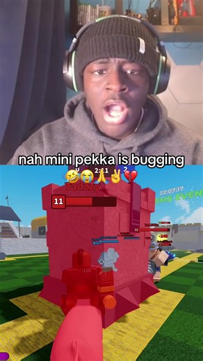 Mini PEKKA vs. Roblox: Hilarious Clash Royale Memes
