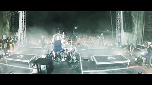 🎤 The Ghost Inside 🎥 "Avalanche" (Live) 💿 Rise From The Ashes: Live At The Shrine - theghostinside.ffm.to/liveattheshrine | Epitaph Records