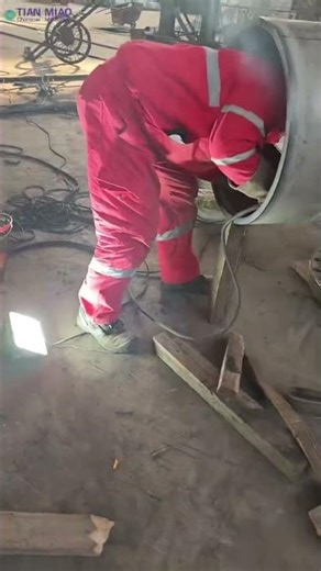 Precision in the Curve: Mastering Large-Diameter Elbow Welding