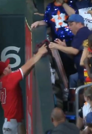 MLB Highlights: Fan Interference in Angels vs Astros Game